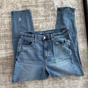 NEW American Eagle Outfitters Mom Blue Jeans